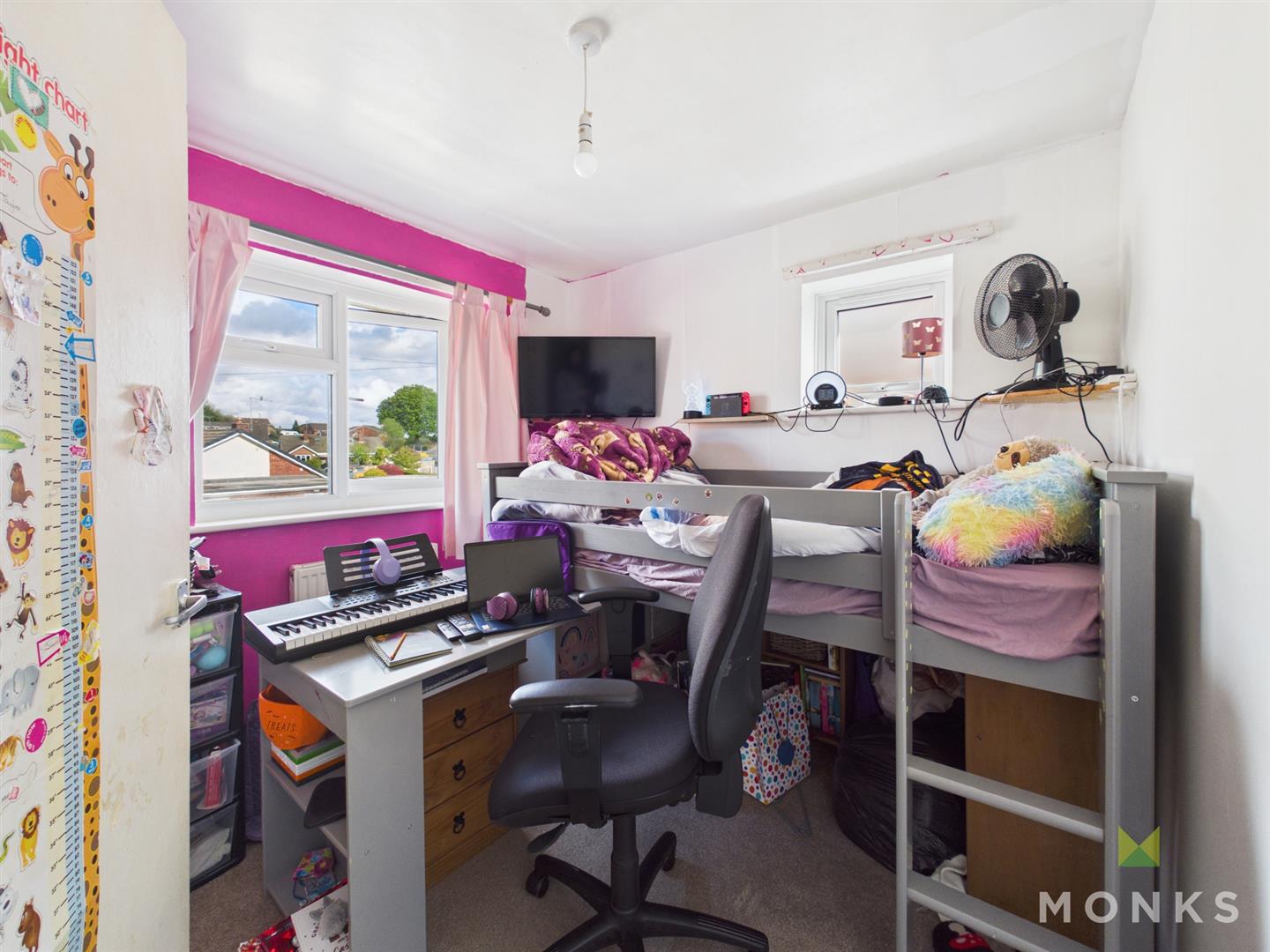 47 Brookhouse Road, Oswestry, SY11 2JW For Sale